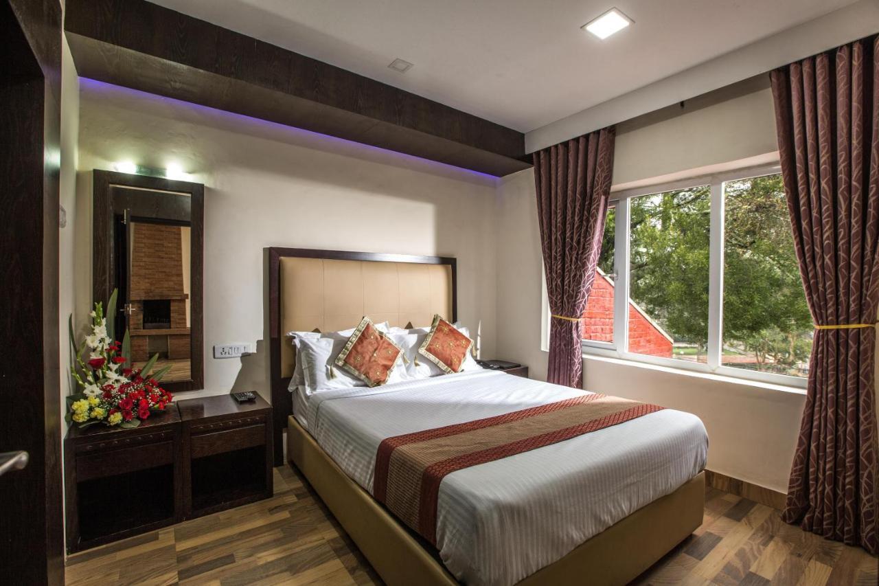 Hotel Lakeview Ooty Exterior foto